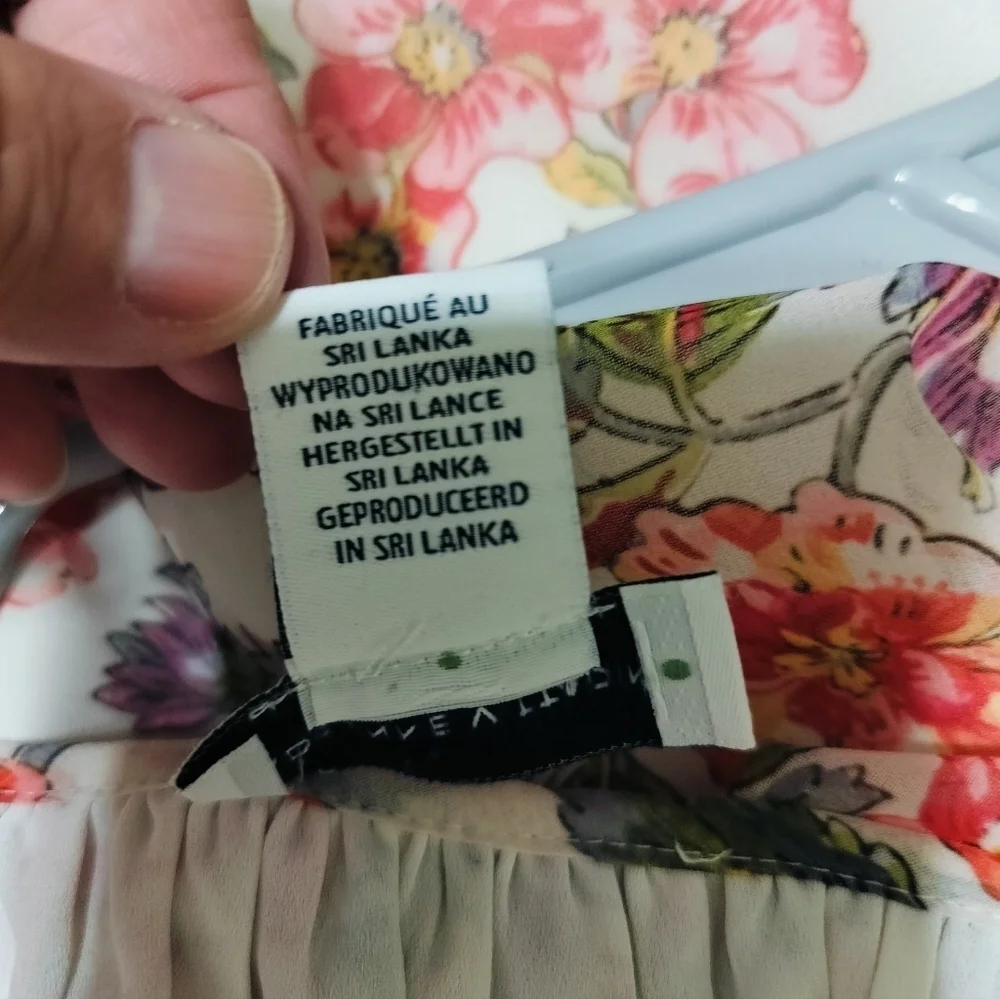 2884) Adrienne Vittadini Floral Ruffle Lined Tie Front Peasant Blouse Size Large - Picture 10 of 11